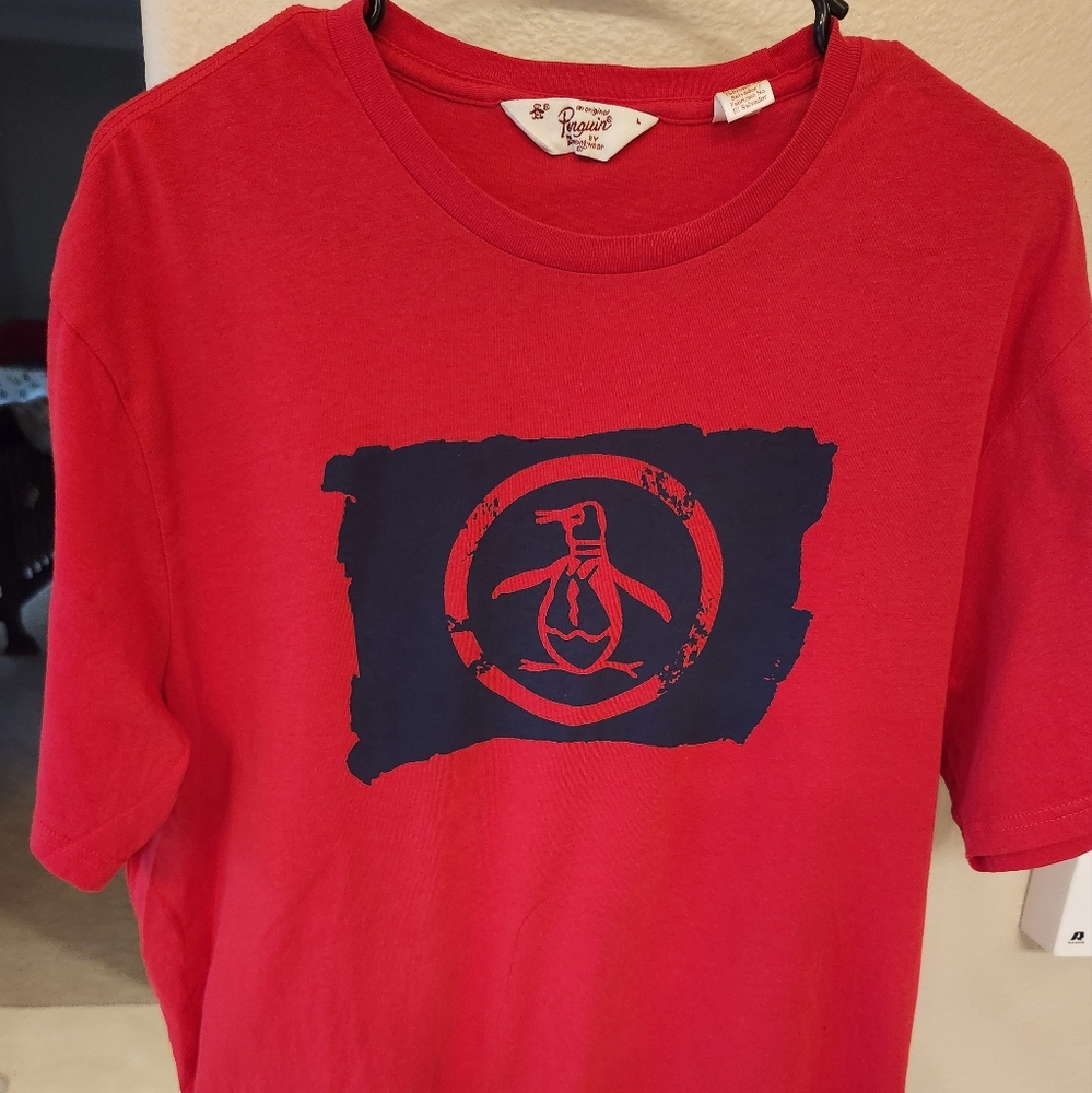 New An Original Penguin T shirt Men size L